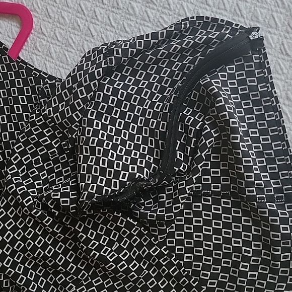 Liz Claiborne blouse size 6 - Picture 3 of 3